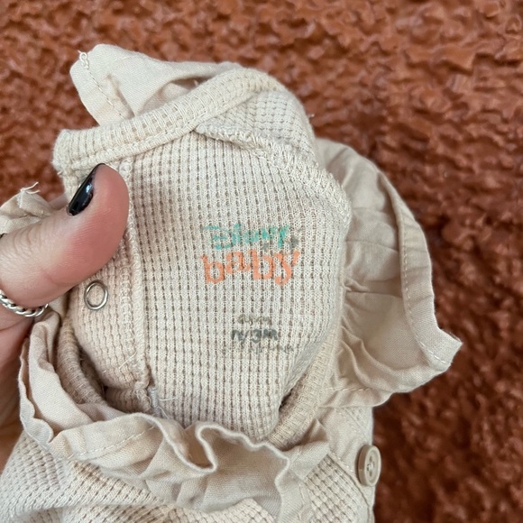 Disney Lion King Infant Girls Tan Nala Baby Outfit Romper 0-3 Months - Picture 4 of 6